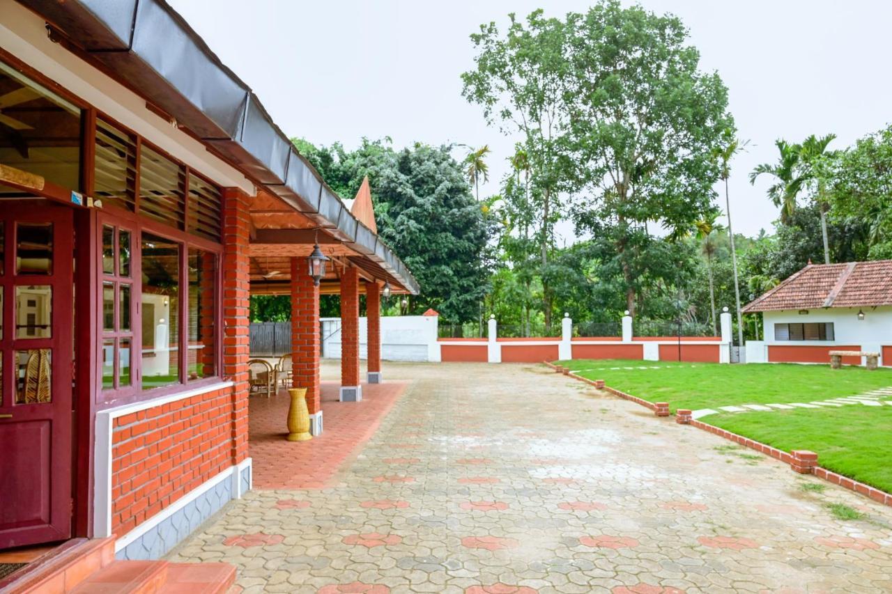 The Shire Otel Sultan Bathery Dış mekan fotoğraf