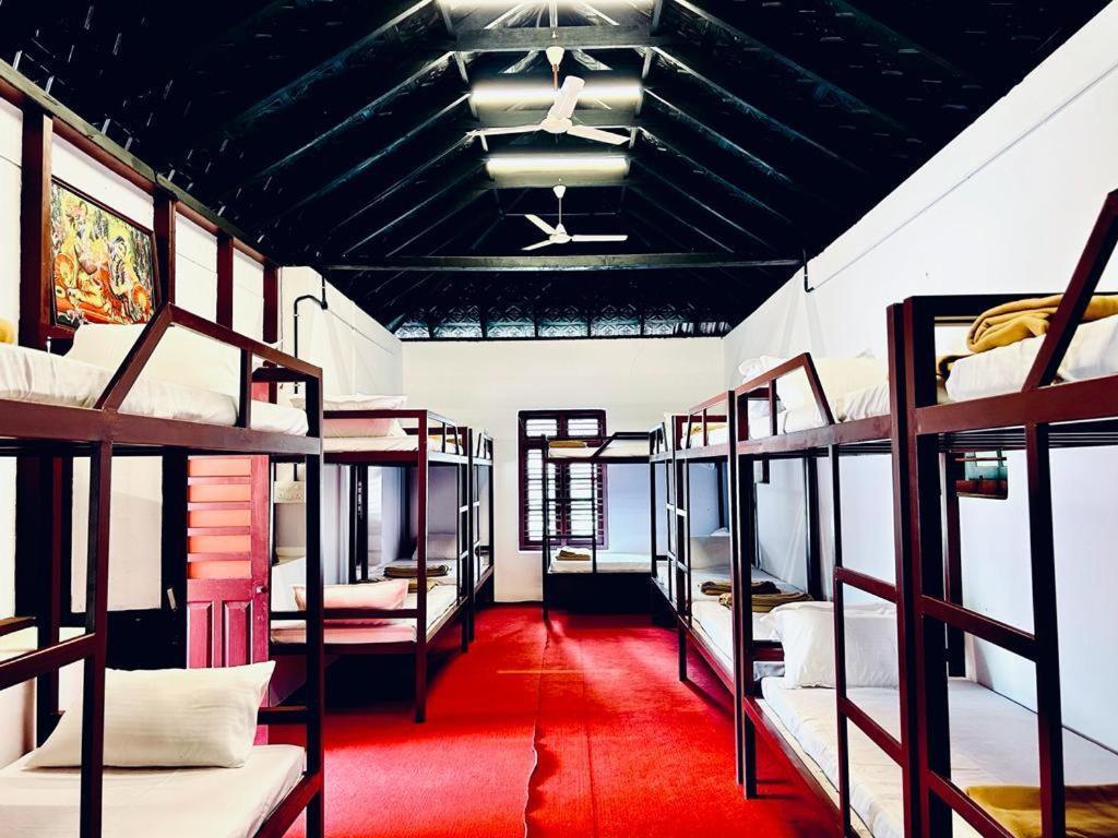 The Shire Otel Sultan Bathery Dış mekan fotoğraf